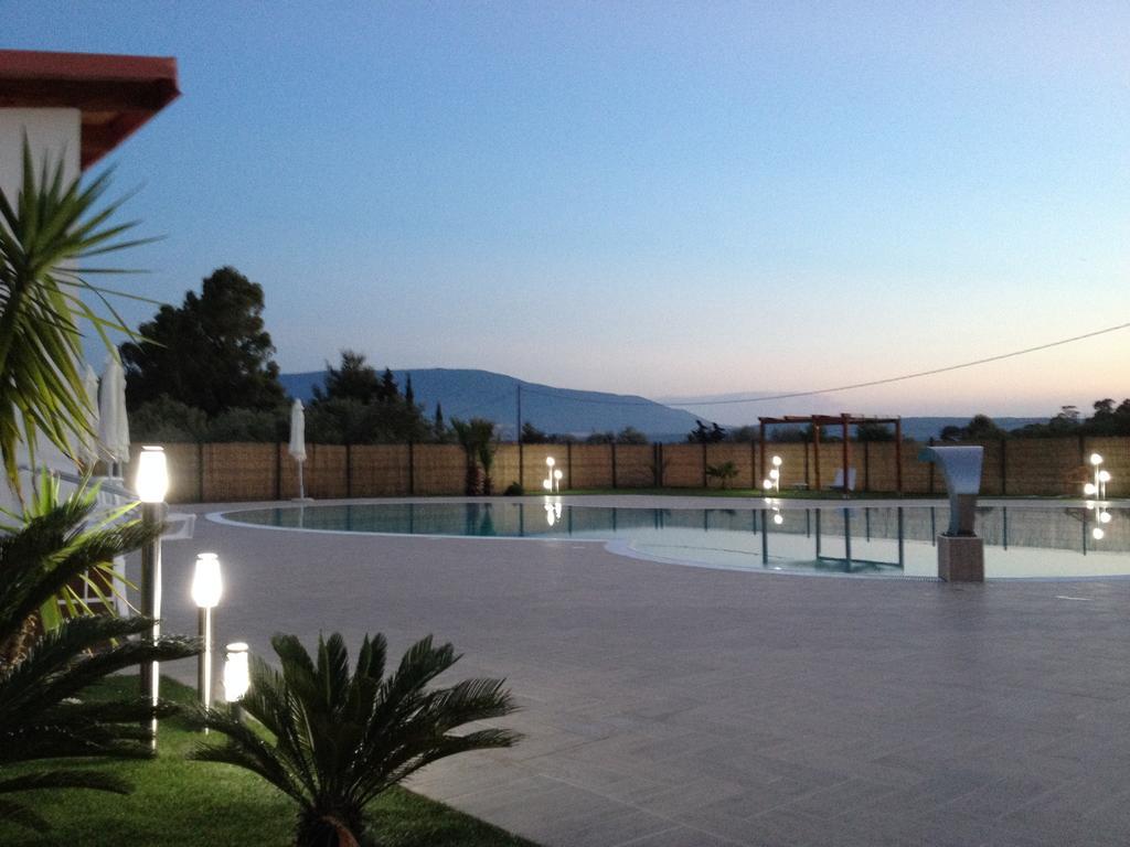 Camping Villaggio Riviera 弗切瓦拉诺 外观 照片